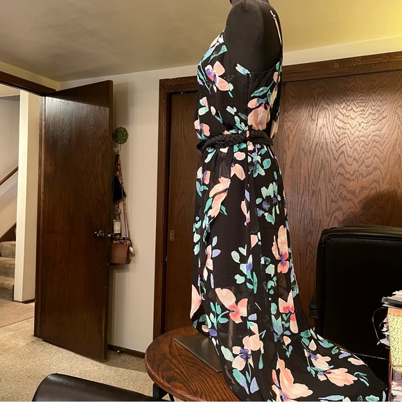 Juniors • Candies Floral High Low Belted Dress • Medium - Picture 7 of 12